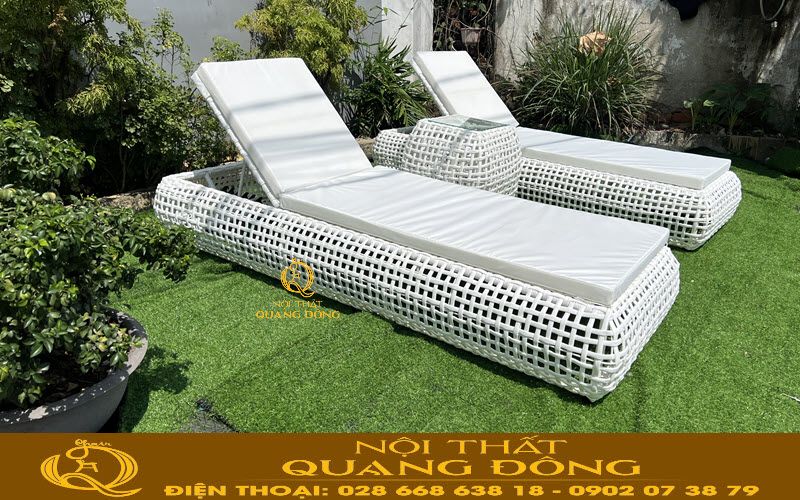 Ghế nằm hồ bơi QD-588 gam màu trắng tinh khôi