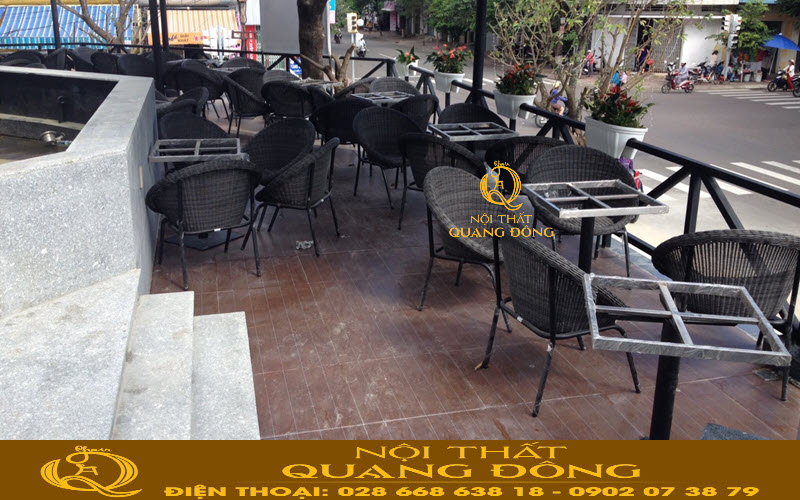 Bàn ghế cafe giả mây thiết kế tinh tế lựa chọn lý tưởng cho các quán cafe