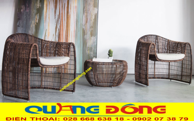 Bàn ghế giả mây với thiết kế mượt mà, phá cách, sang trọng