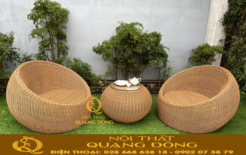 Ghế giả mây hình trứng có kích thước rộng rãi thích hợp sử dụng cho không gian diện tích lớn