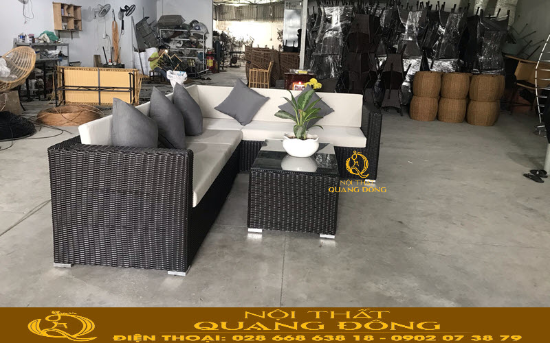 Bàn ghế giả mây được sản xuất trực tiếp tại xưởng Nội thất Quang Đông